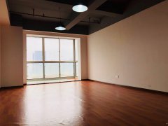 (出租) 倉庫閘北區(qū)浙江路17樓60平米三輛電梯同時(shí)上下